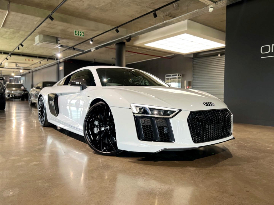 AUDI R8 5.2 FSi QUATTRO S TRONIC (PLUS), image 1