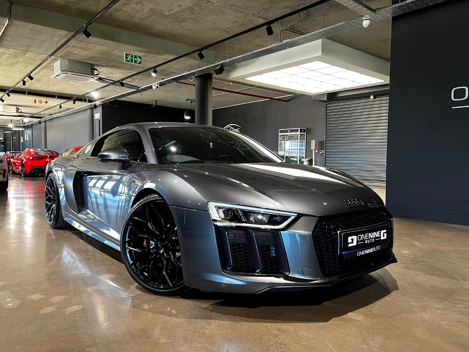 AUDI R8 5.2 FSi QUATTRO S TRONIC, image 1