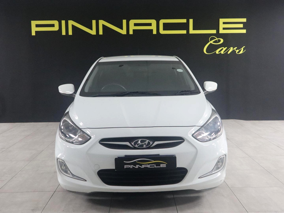 HYUNDAI ACCENT 1.6 GLS/FLUID A/T, image 2