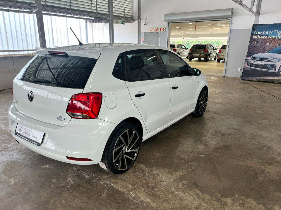 VOLKSWAGEN POLO VIVO 1.4 TRENDLINE (5DR), image 2