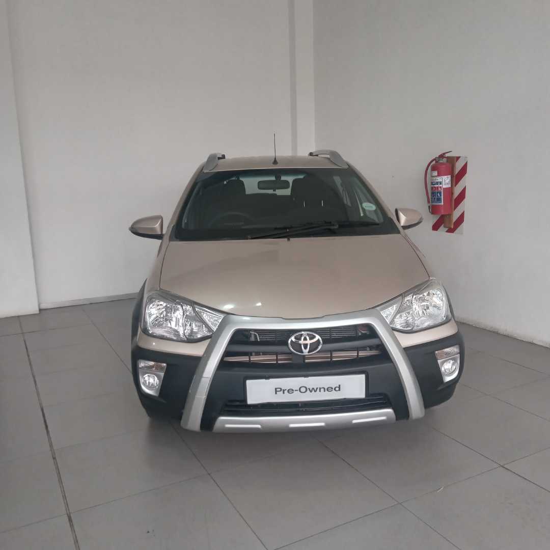 TOYOTA ETIOS CROSS 1.5 Xs 5Dr, image 2