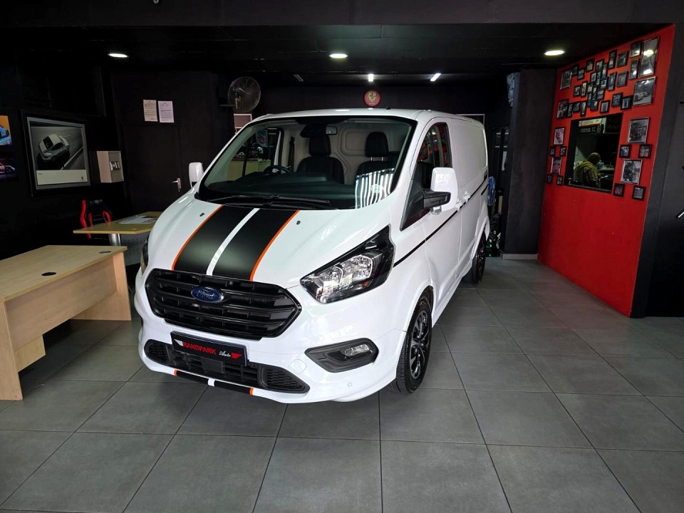 Ford Transit Custom panel van 2.2TDCi SWB Sport, image 1