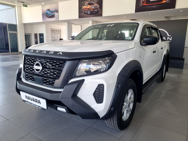 NISSAN NAVARA 2.5DDTi SE PLUS A/T D/C P/U, image 2