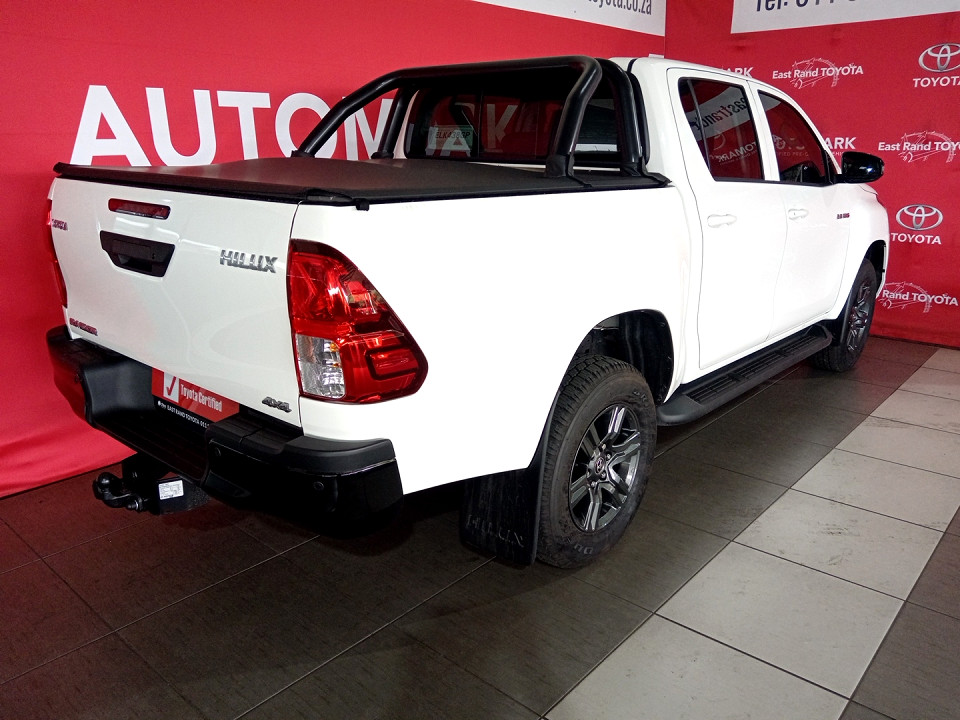 TOYOTA HILUX 2.4 GD-6 RAIDER 4X4 A/T P/U D/C, image 2