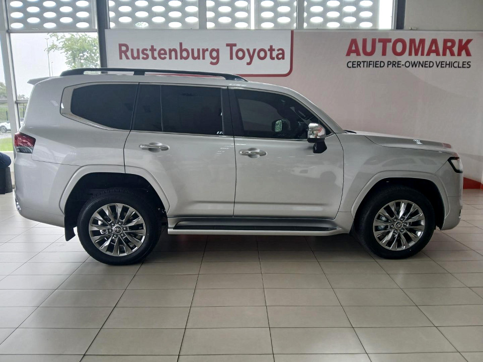 TOYOTA LANDCRUISER 300 V6 3.3D ZX, image 2