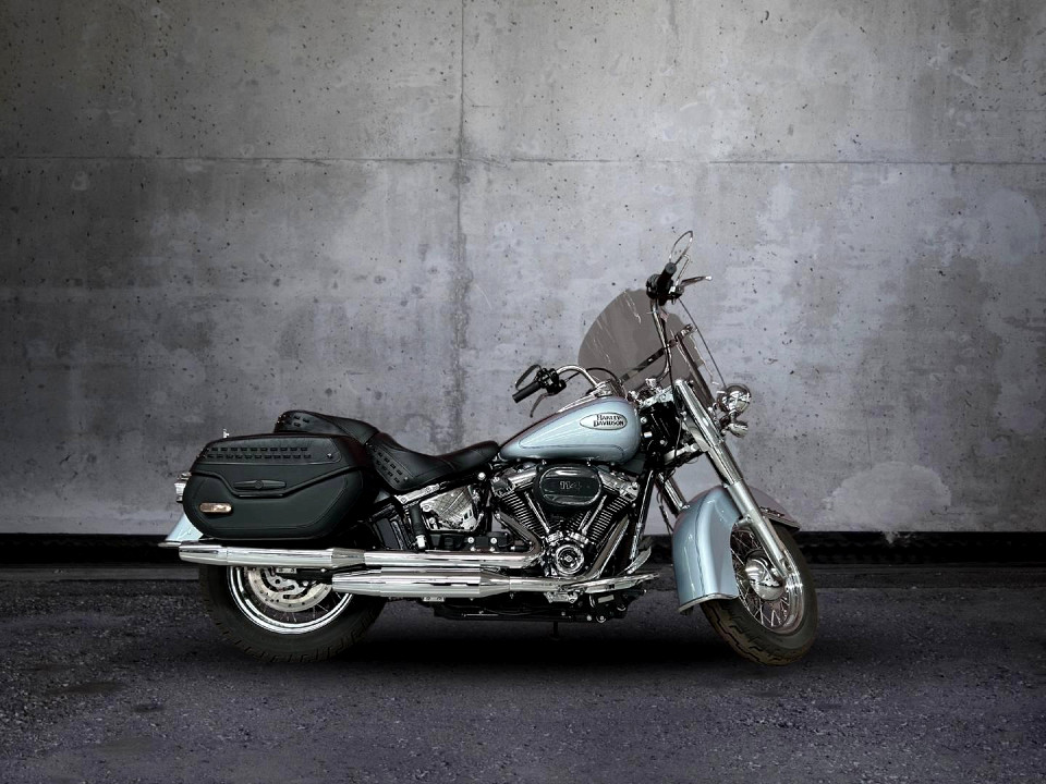 HARLEY DAVIDSON HERITAGE CLASSIC 114, image 1