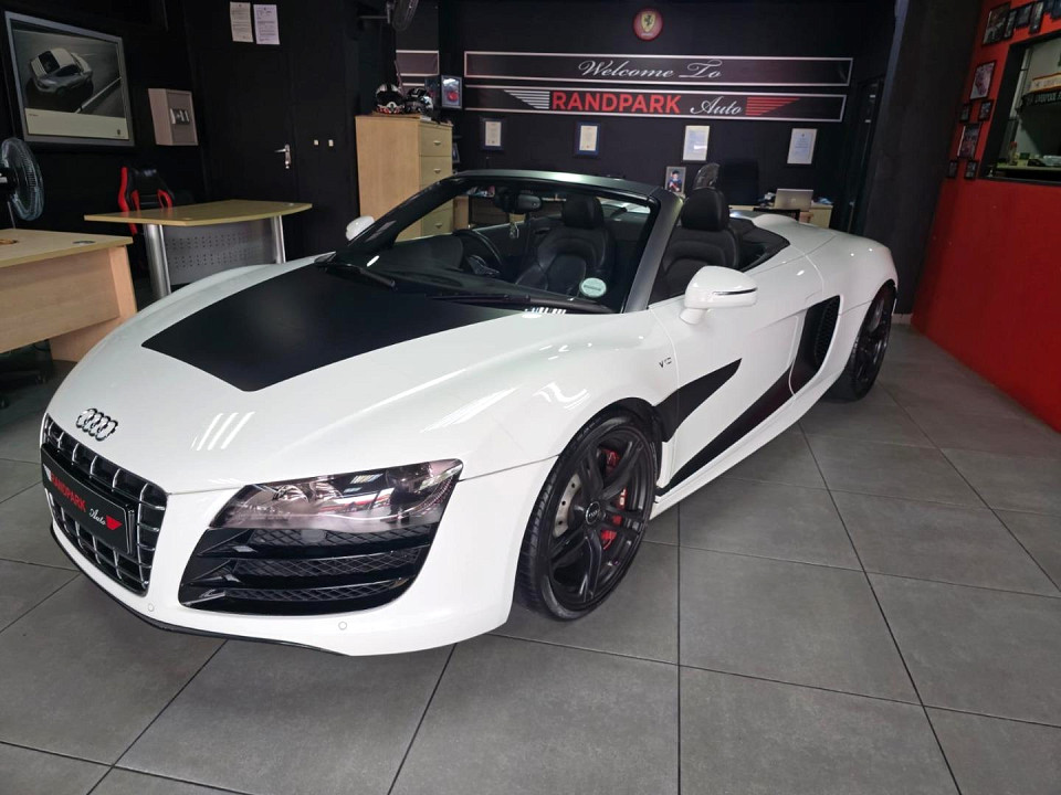 AUDI R8 5.2 FSi QUATTRO SYPDER A/T, image 1