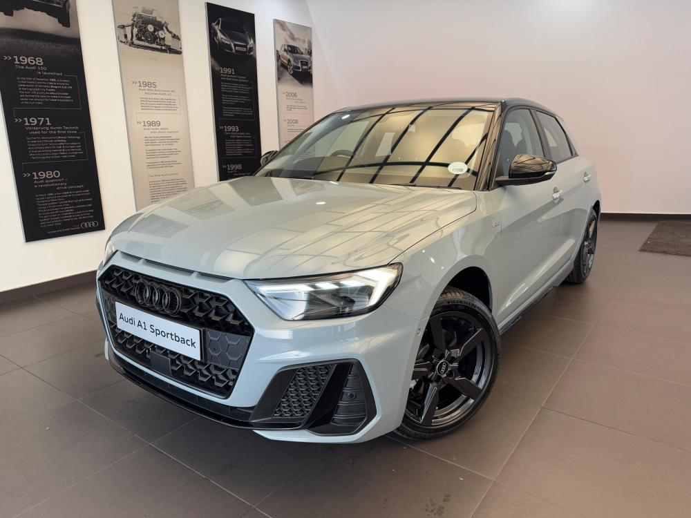 AUDI A1 SPORTBACK 30 TFSI BLACK EDITION S-TRONIC, image 1