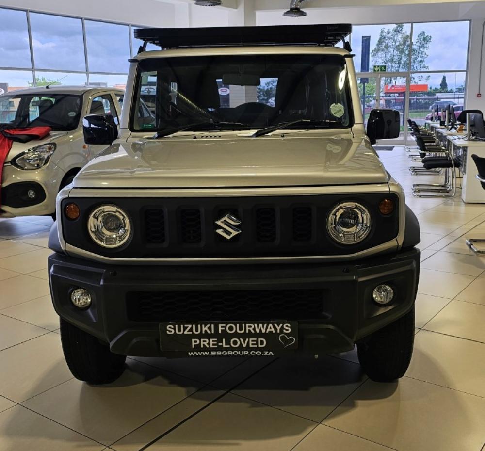 Suzuki Jimny 1.5 GLX, image 2