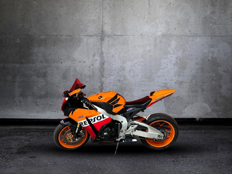 HONDA CBR 1000 RR FIREBLADE, image 2