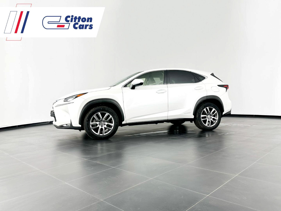 LEXUS NX 300h EX, image 1