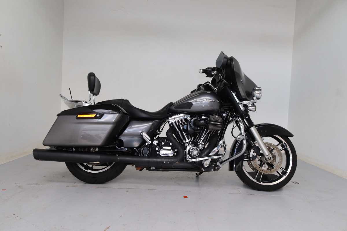 HARLEY DAVIDSON STREET GLIDE, image 1