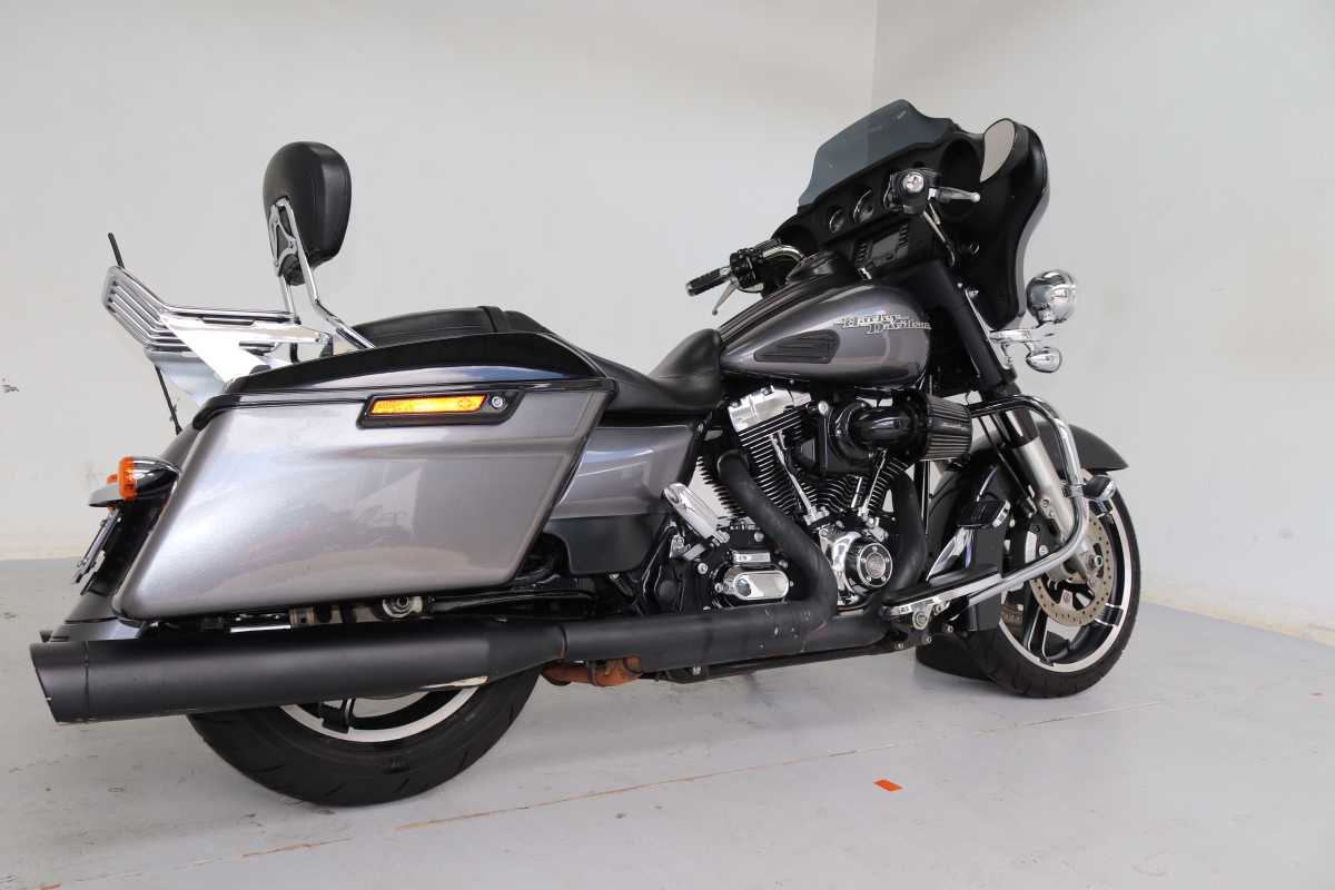 HARLEY DAVIDSON STREET GLIDE, image 2