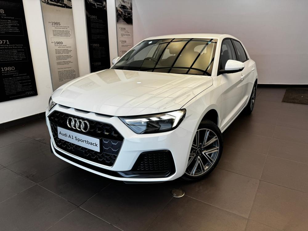 Audi A1 Sportback Sportback Advanced 30 TFSI S tronic, image 1