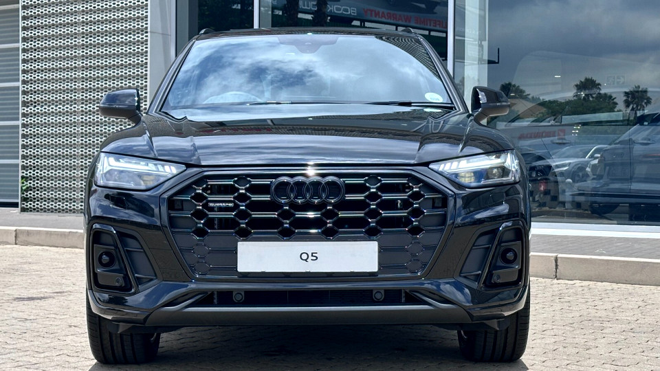 AUDI Q5 2.0TFSI QUATTRO STRONIC S LINE (45 TFSI), image 2