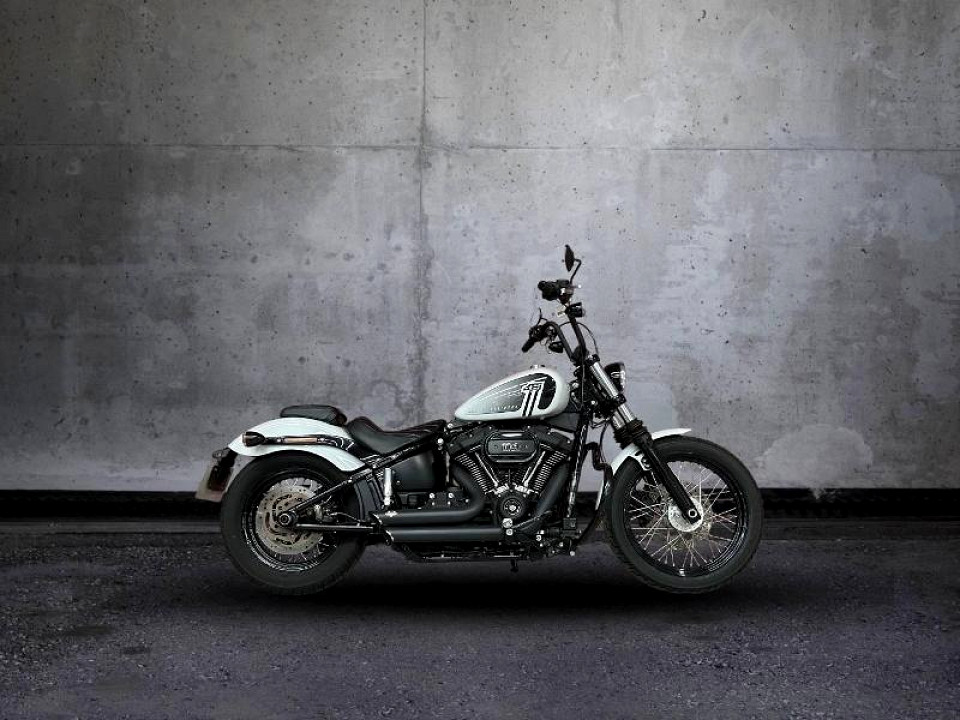 HARLEY DAVIDSON STREET BOB 114, image 1