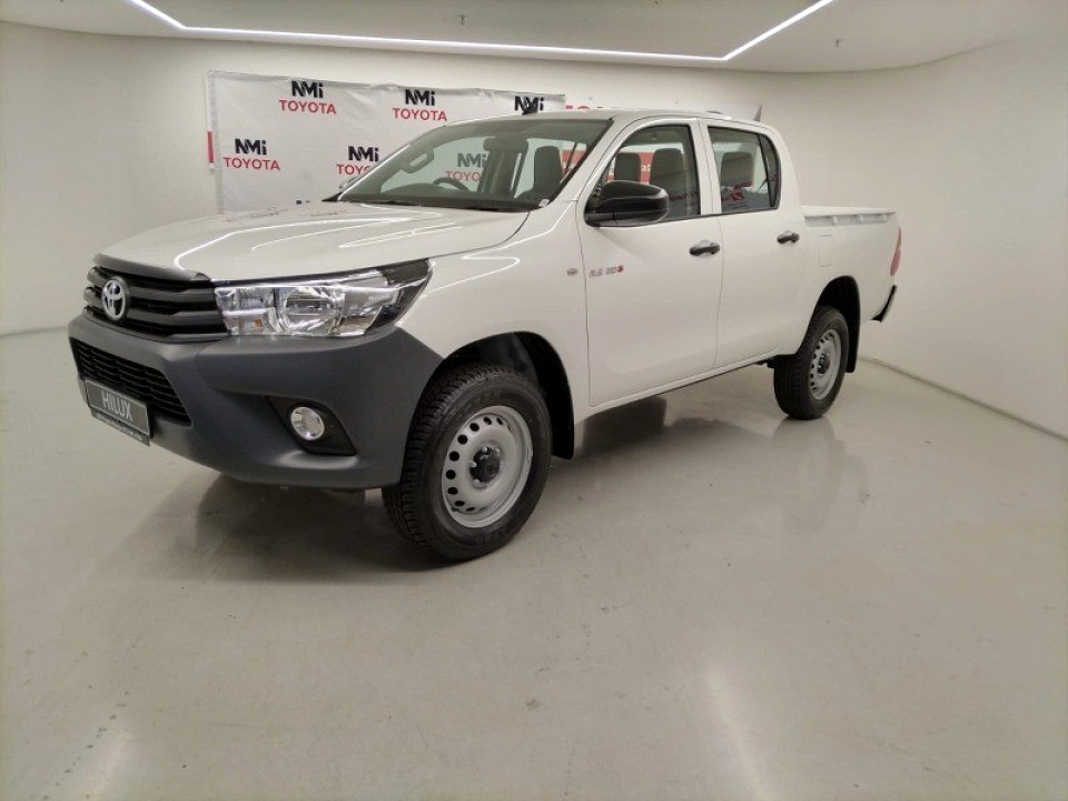 TOYOTA HILUX 2.4 GD-6 RB SR P/U D/C, image 1