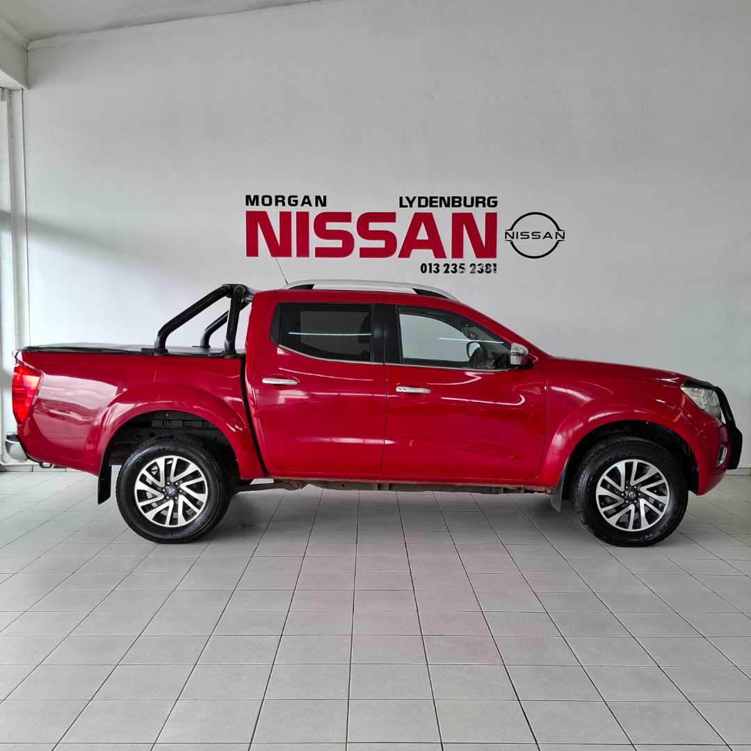 NISSAN NAVARA 2.3D LE 4X4 P/U D/C, image 2