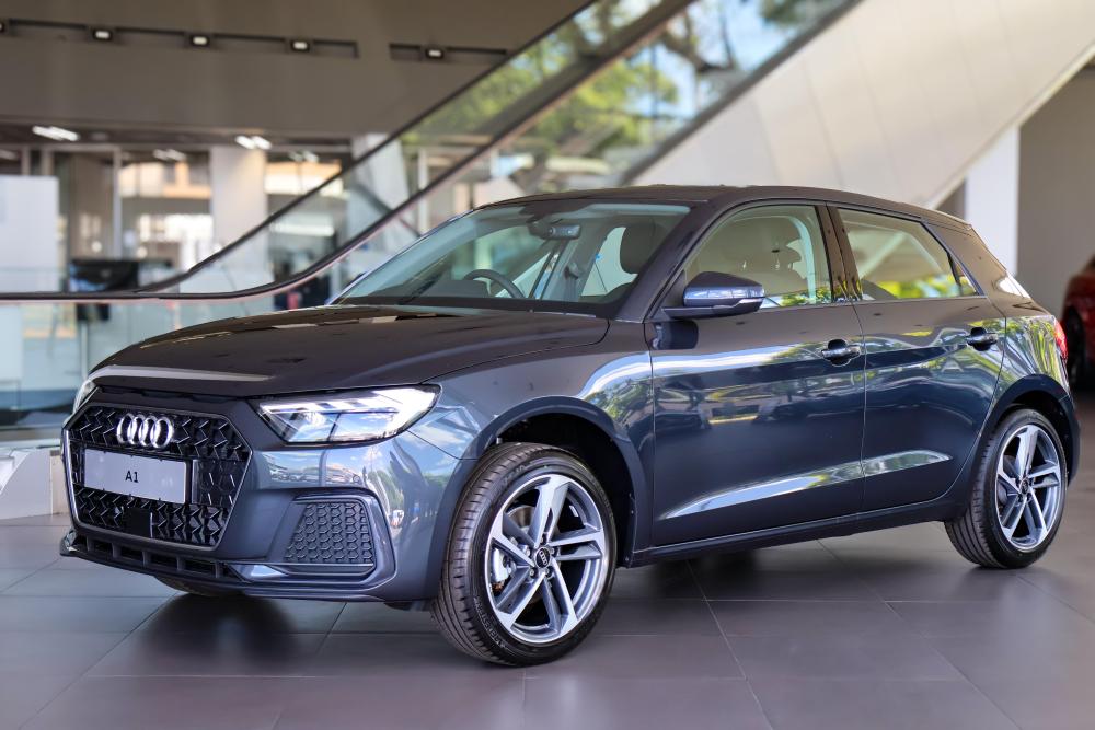 Audi A1 Sportback Sportback Advanced 30 TFSI S tronic, image 2