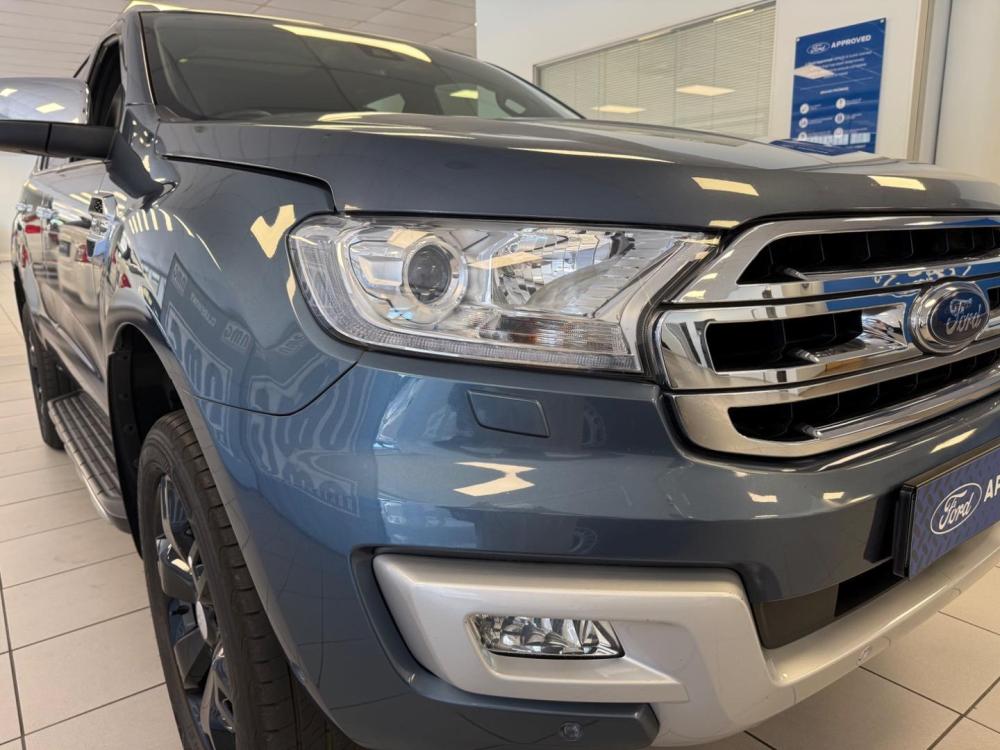 Ford Everest 3.2 4WD Limited, image 2