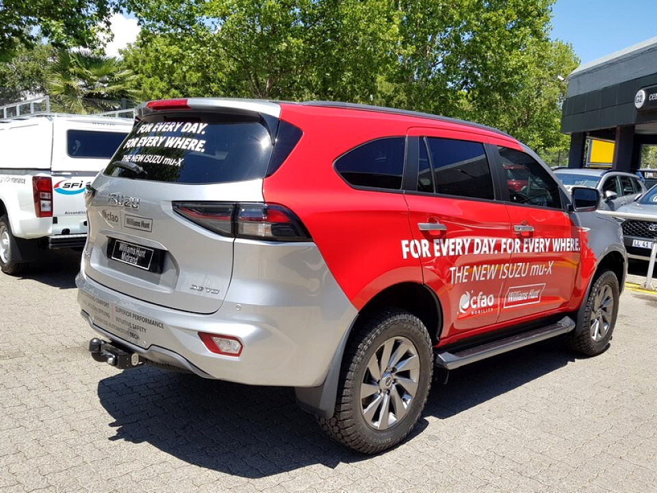 ISUZU MU-X 3.0D LS 4X4 A/T, image 2