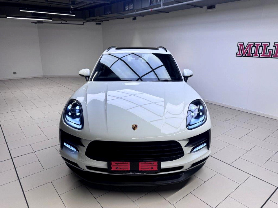 PORSCHE MACAN, image 2