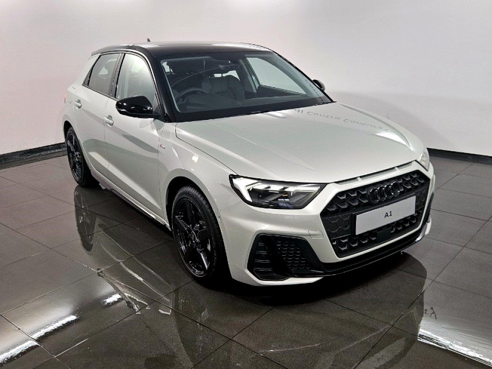 AUDI A1 SPORTBACK 30 TFSI BLACK EDITION S-TRONIC, image 1