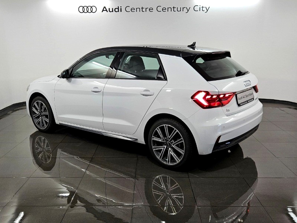 AUDI A1 SPORTBACK 30 TFSI ADVANCED S-TRONIC, image 2