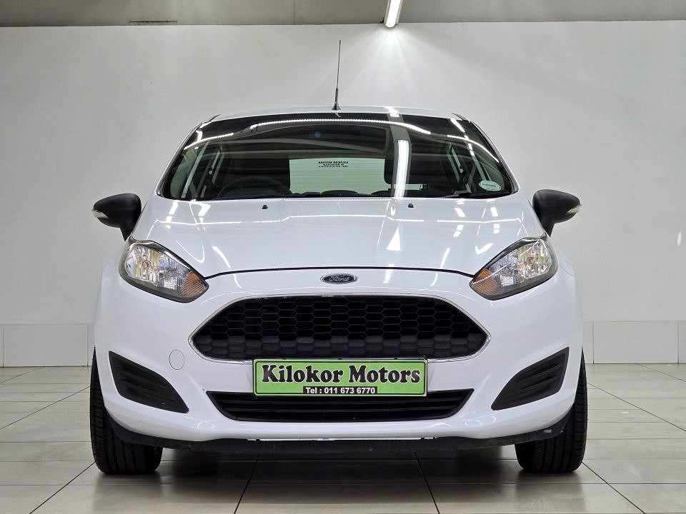 FORD FIESTA 1.4 AMBIENTE 5 Dr, image 2