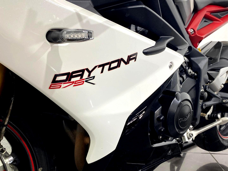 TRIUMPH Daytona 675 R, image 2