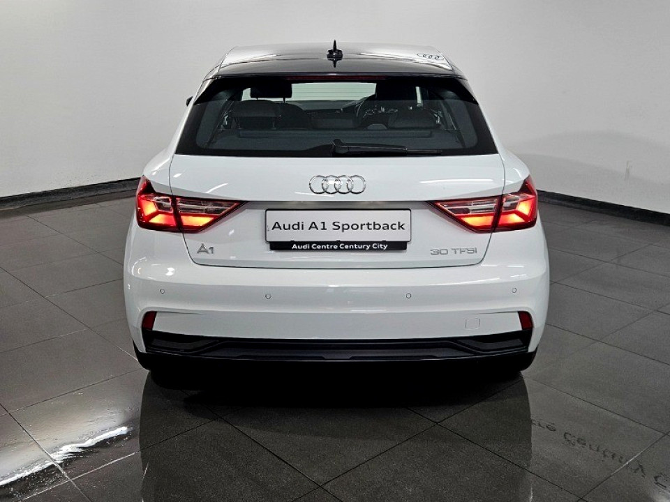 AUDI A1 SPORTBACK 30 TFSI ADVANCED S-TRONIC, image 2