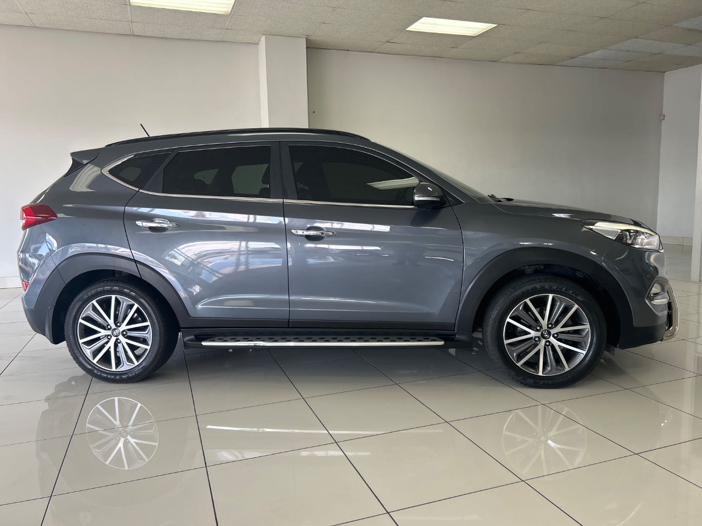 HYUNDAI TUCSON 2.0 ELITE A/T, image 2