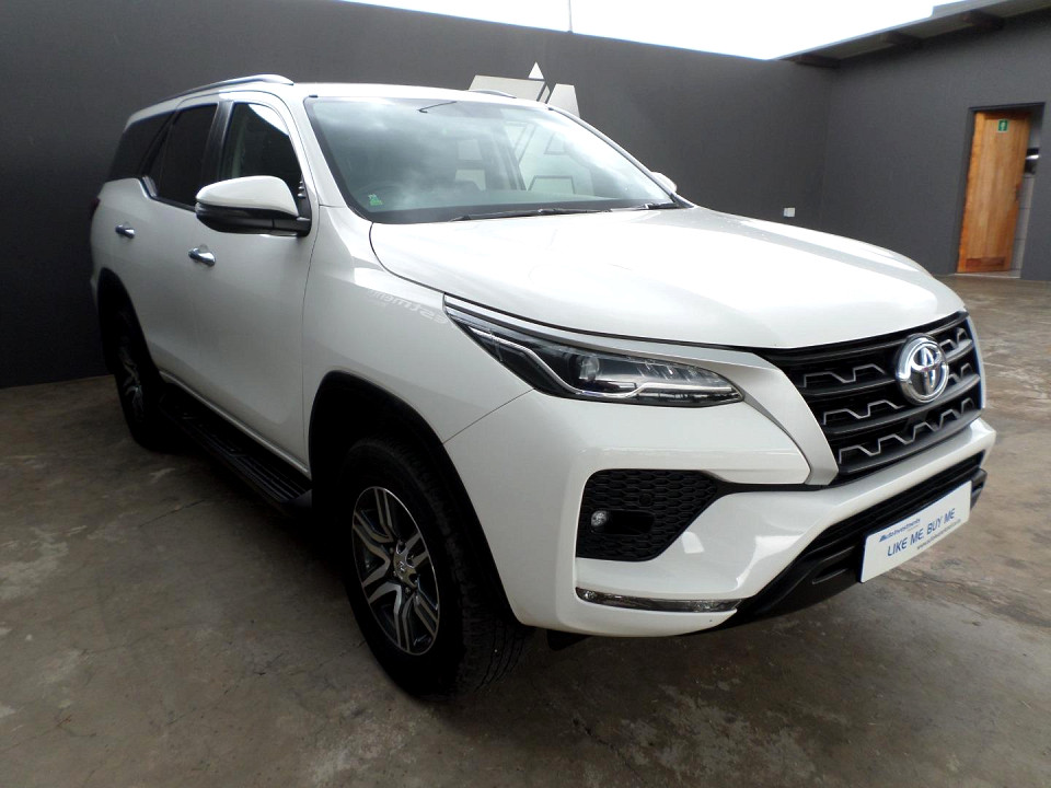 Toyota Fortuner 2.4GD-6 R/B A/T, image 2