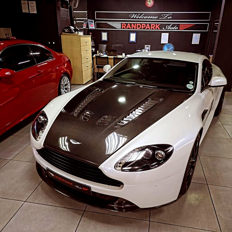 ASTON MARTIN VANTAGE COUPE S/SHIFT, image 2