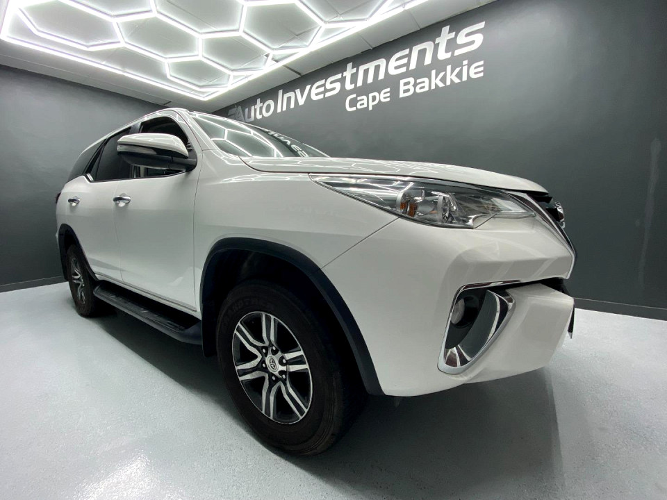 TOYOTA FORTUNER 2.4GD-6 R/B A/T, image 1