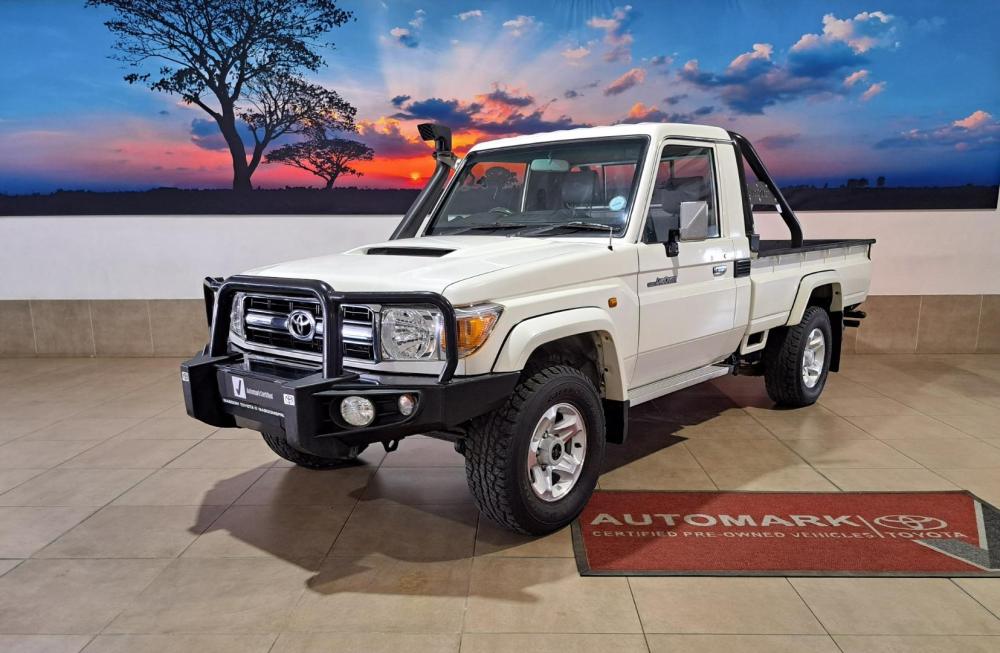 Toyota Land Cruiser 79 4.5D V8 P/U S/C, image 2