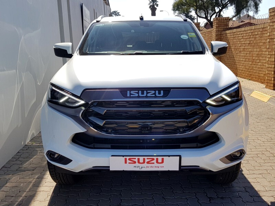 ISUZU MU-X 3.0D LS A/T, image 2