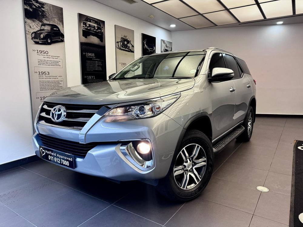 Toyota Fortuner 2.4GD-6 R/B A/T, image 1