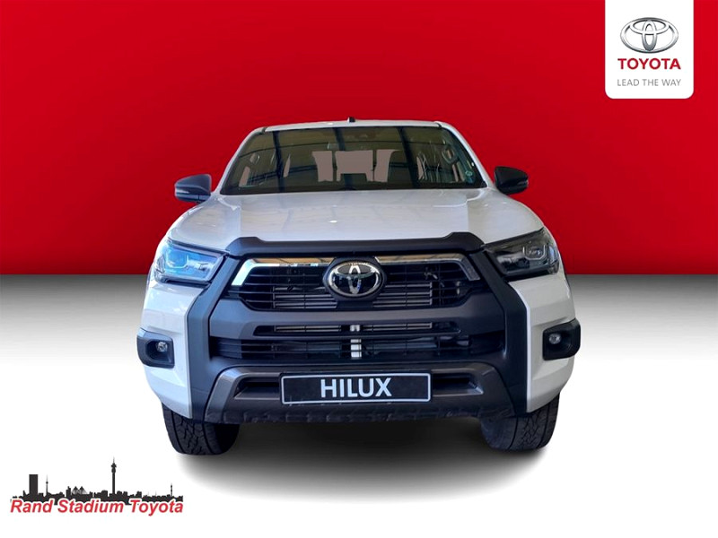 TOYOTA HILUX 2.8 GD-6 RB LEGEND A/T P/U D/C, image 2