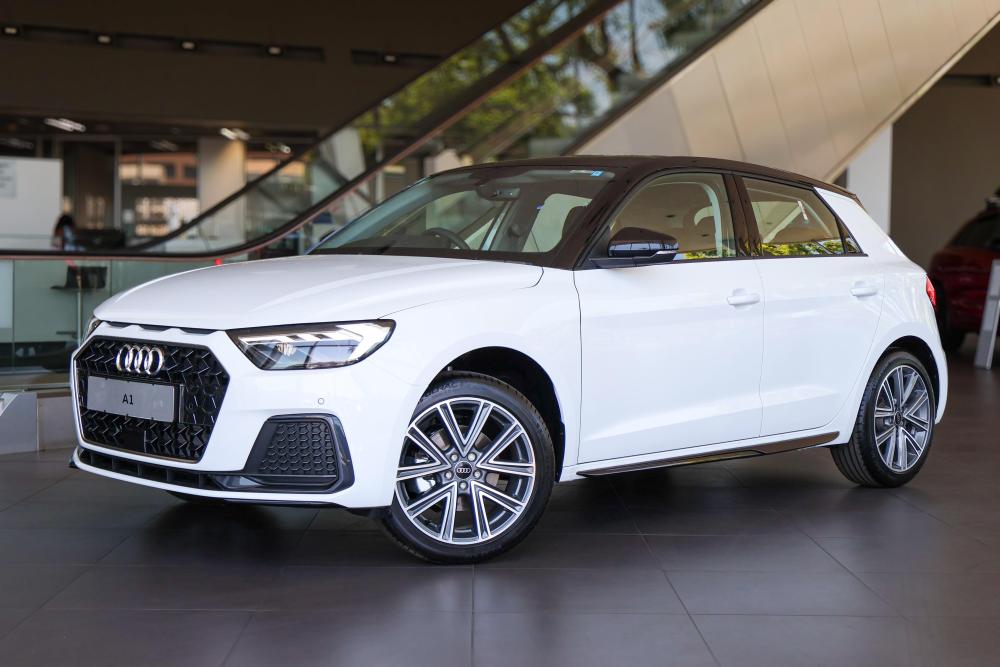 AUDI A1 SPORTBACK 30 TFSI ADVANCED S-TRONIC, image 1