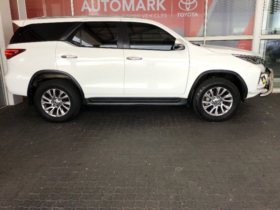 TOYOTA FORTUNER 2.8GD-6 R/B A/T, image 2