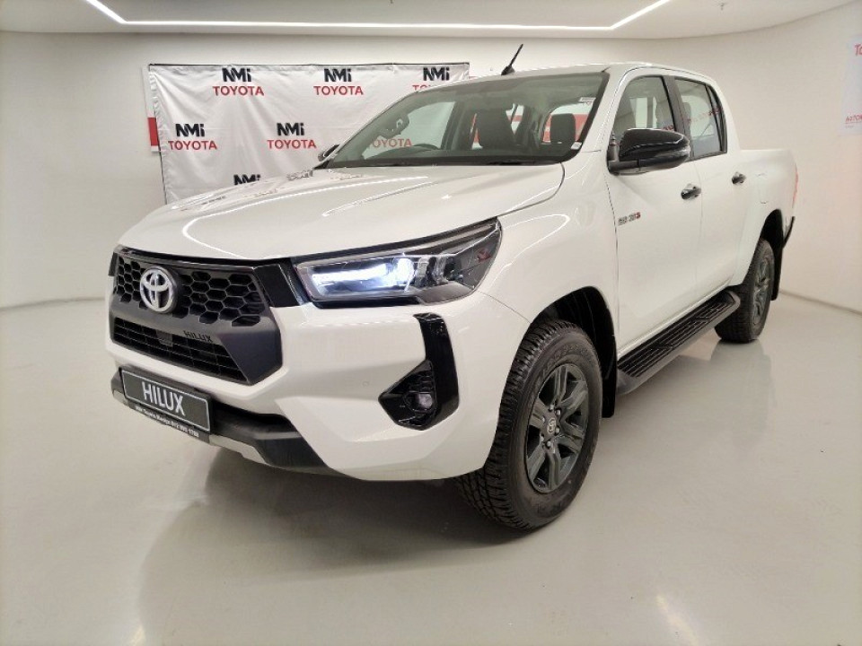 TOYOTA HILUX 2.8 GD-6 RAIDER 4X4 A/T P/U D/C, image 1