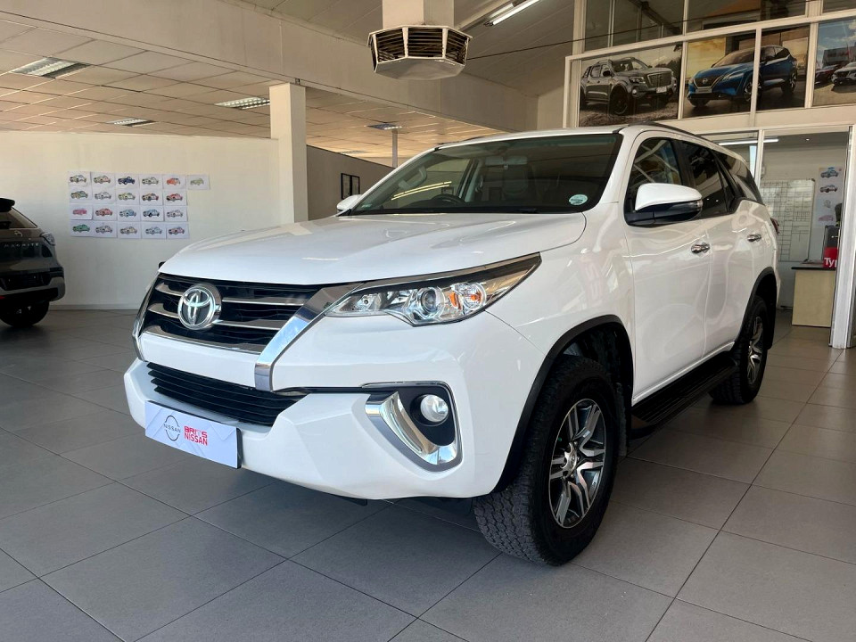 TOYOTA FORTUNER 2.4GD-6 4X4 A/T, image 1