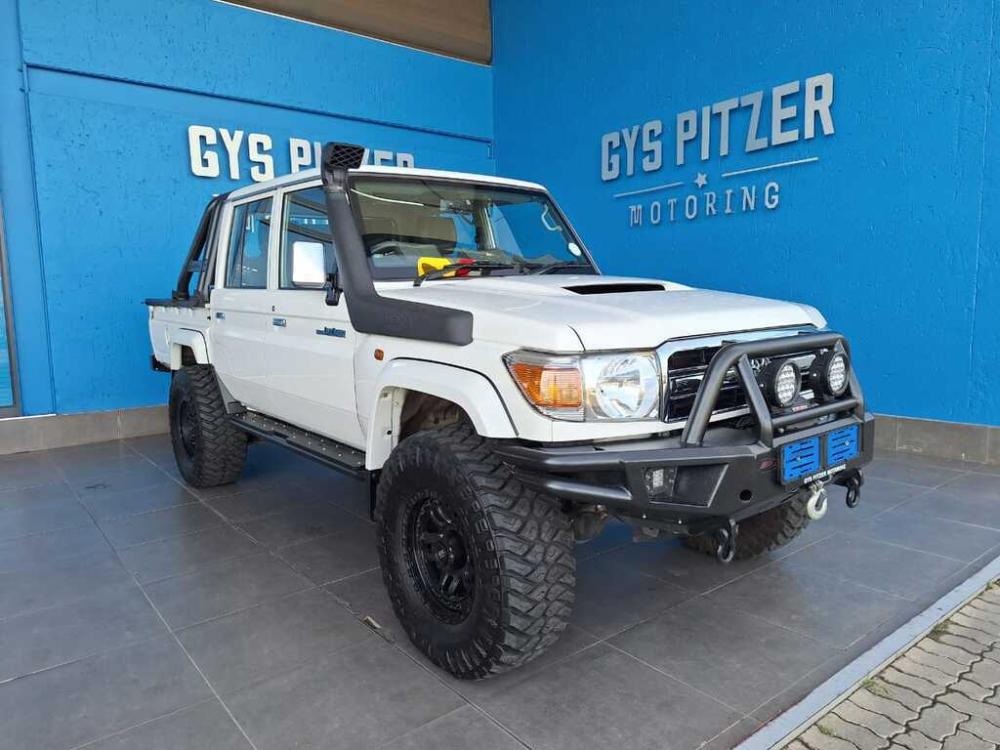 Toyota Land Cruiser 79 4.5D V8 P/U D/C, image 1