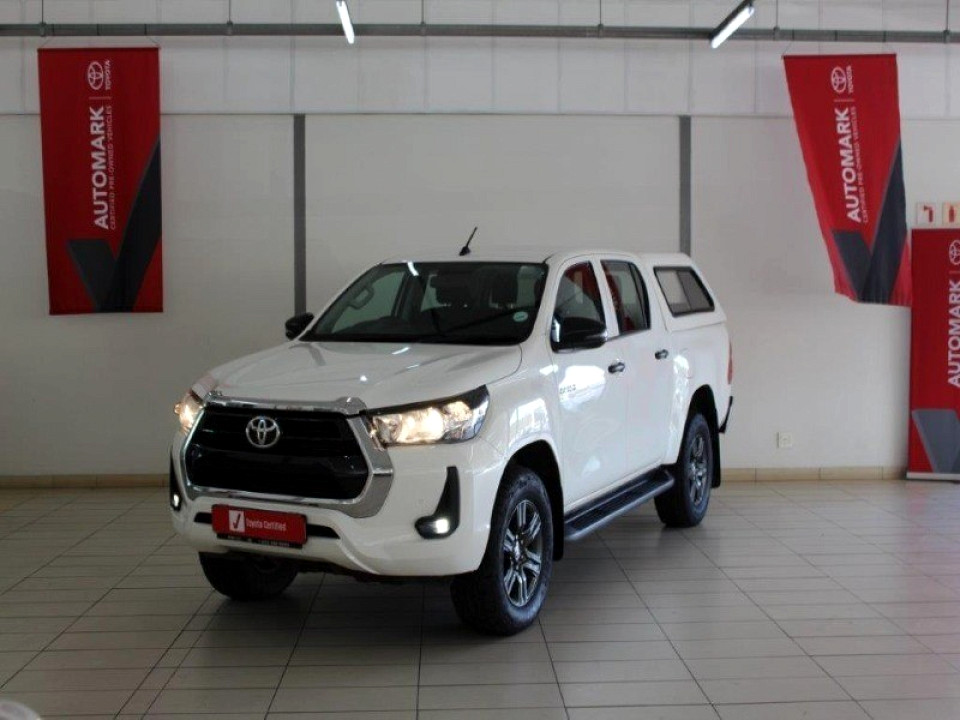 Toyota Hilux Double Cab  2.4GD6 4X4 Raider MT, image 1