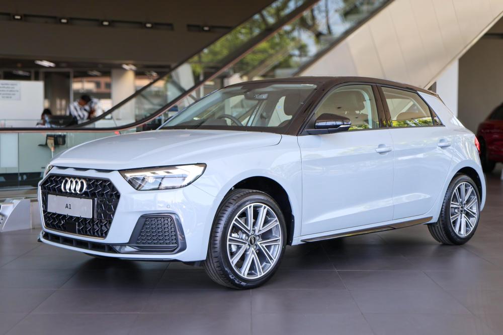 AUDI A1 SPORTBACK 30 TFSI ADVANCED S-TRONIC, image 1