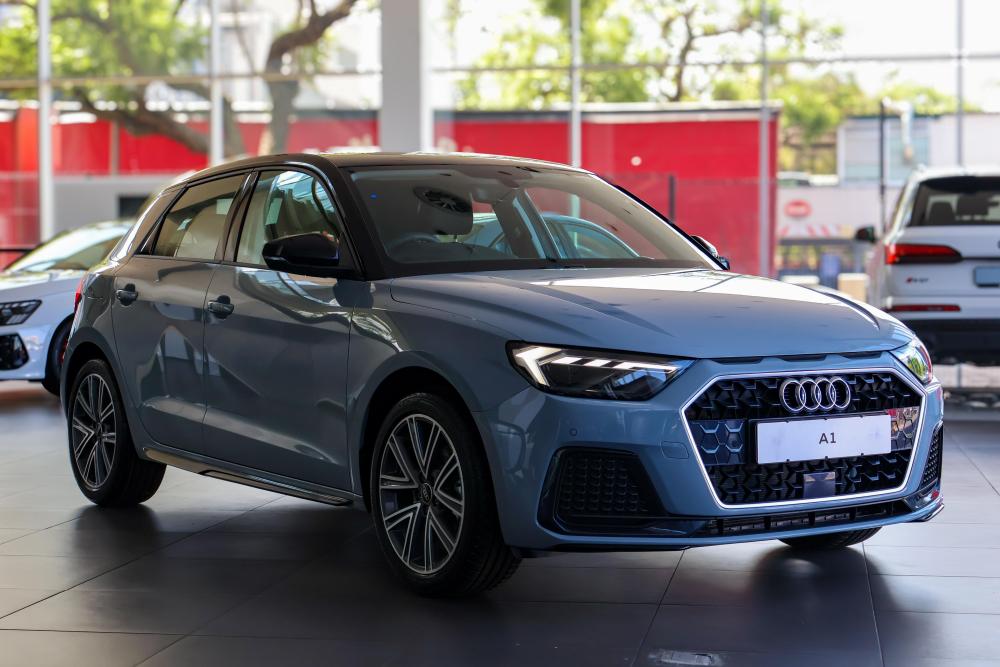 AUDI A1 SPORTBACK 30 TFSI ADVANCED S-TRONIC, image 2