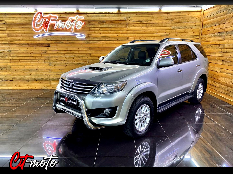 Toyota Fortuner 3.0D-4D 4x4 auto, image 1