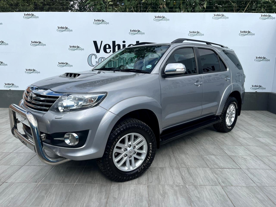 Toyota Fortuner 3.0D-4D 4x4 auto, image 2