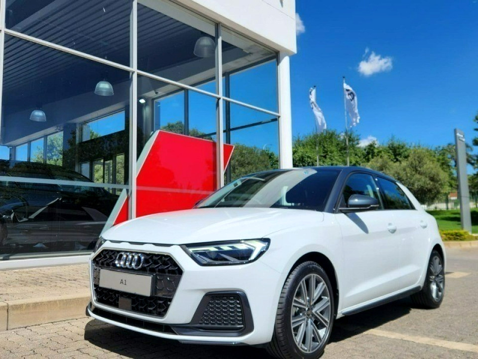 AUDI A1 SPORTBACK 30 TFSI ADVANCED S-TRONIC, image 1